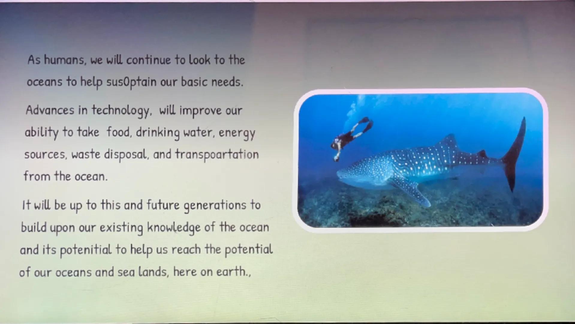 Marine Biologist What is a Marine Biologist?
Marine biologists study biological ocean photographs. Marine biology is a
very broad area, so m