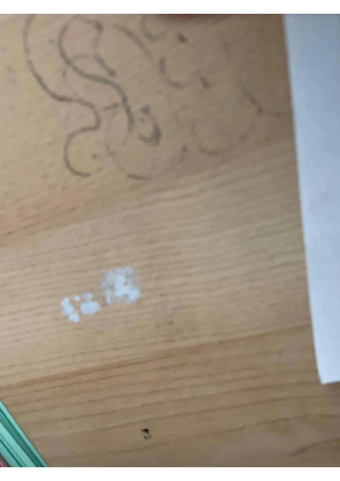 Circular
falourer
Slidesmaid drop
- use an off cenme pivot
to cause the follower to move
up down. follower rises a falls
by a reasonably lar