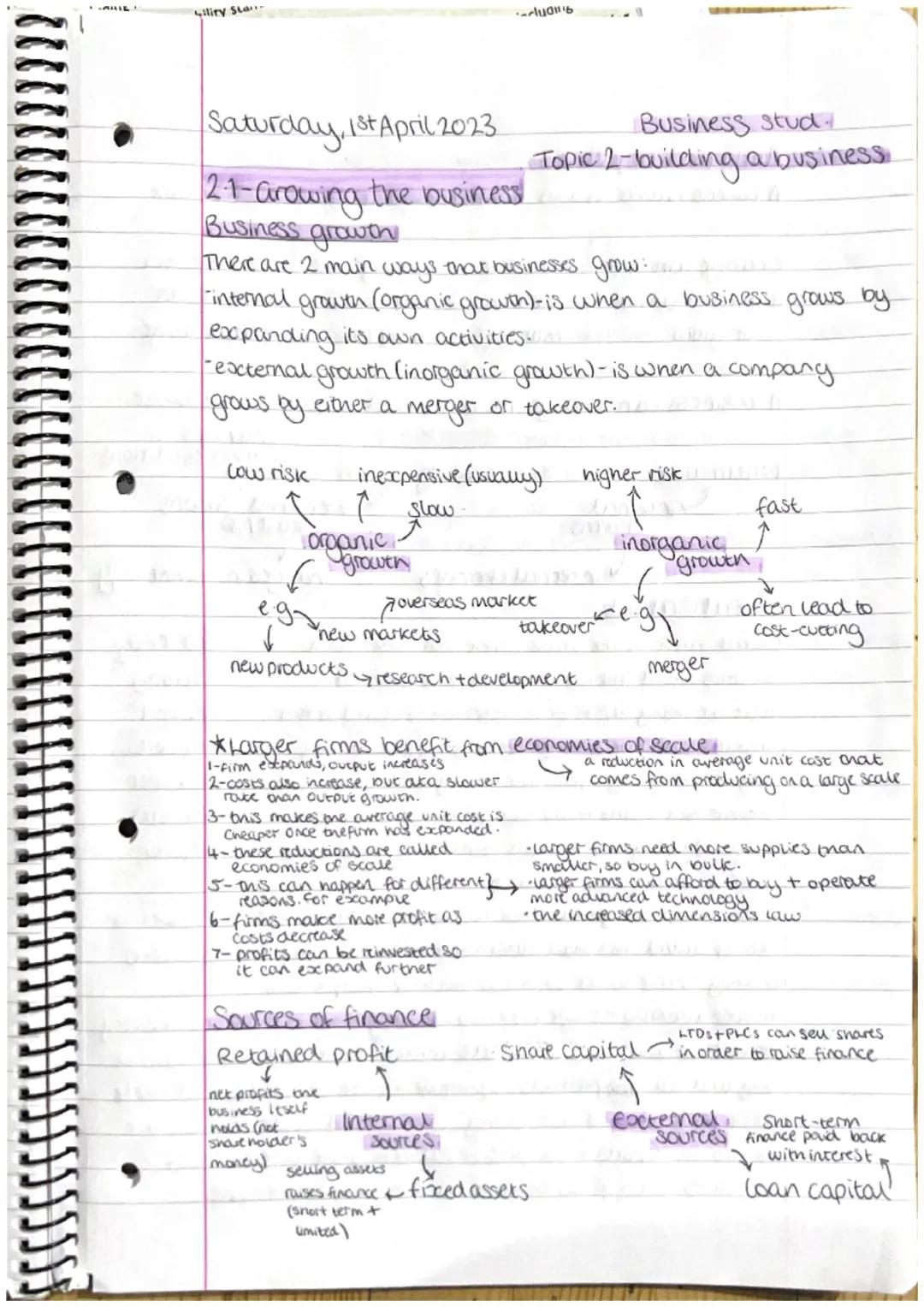 Sility Star.
Saturday, 1st April 2023.
2.1- Growing the business
Business growon
There are 2 main ways that businesses grow:
-internal growt