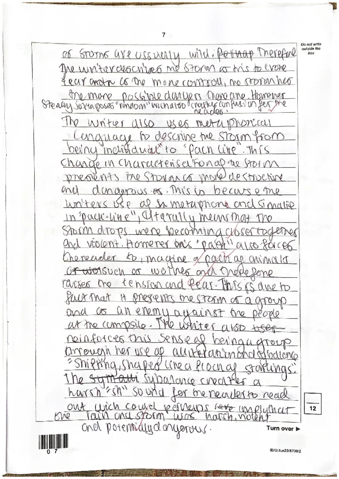 03
6
06
10:05
You now need to refer only to Source A from lines 29 to 38.
How does the writer use language to describe the rain and the stor