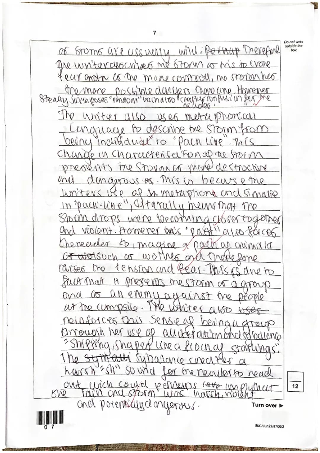 03
6
06
10:05
You now need to refer only to Source A from lines 29 to 38.
How does the writer use language to describe the rain and the stor