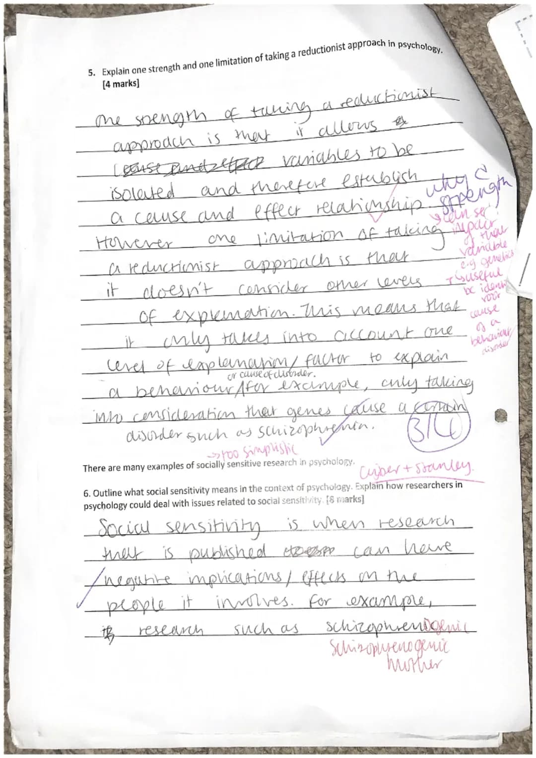 A-Level Psychology
Paper 3-issues and options in psychology
Time allowed: 1 hour
●
INSTRUCTIONS
Write your name clearly at the top of both b