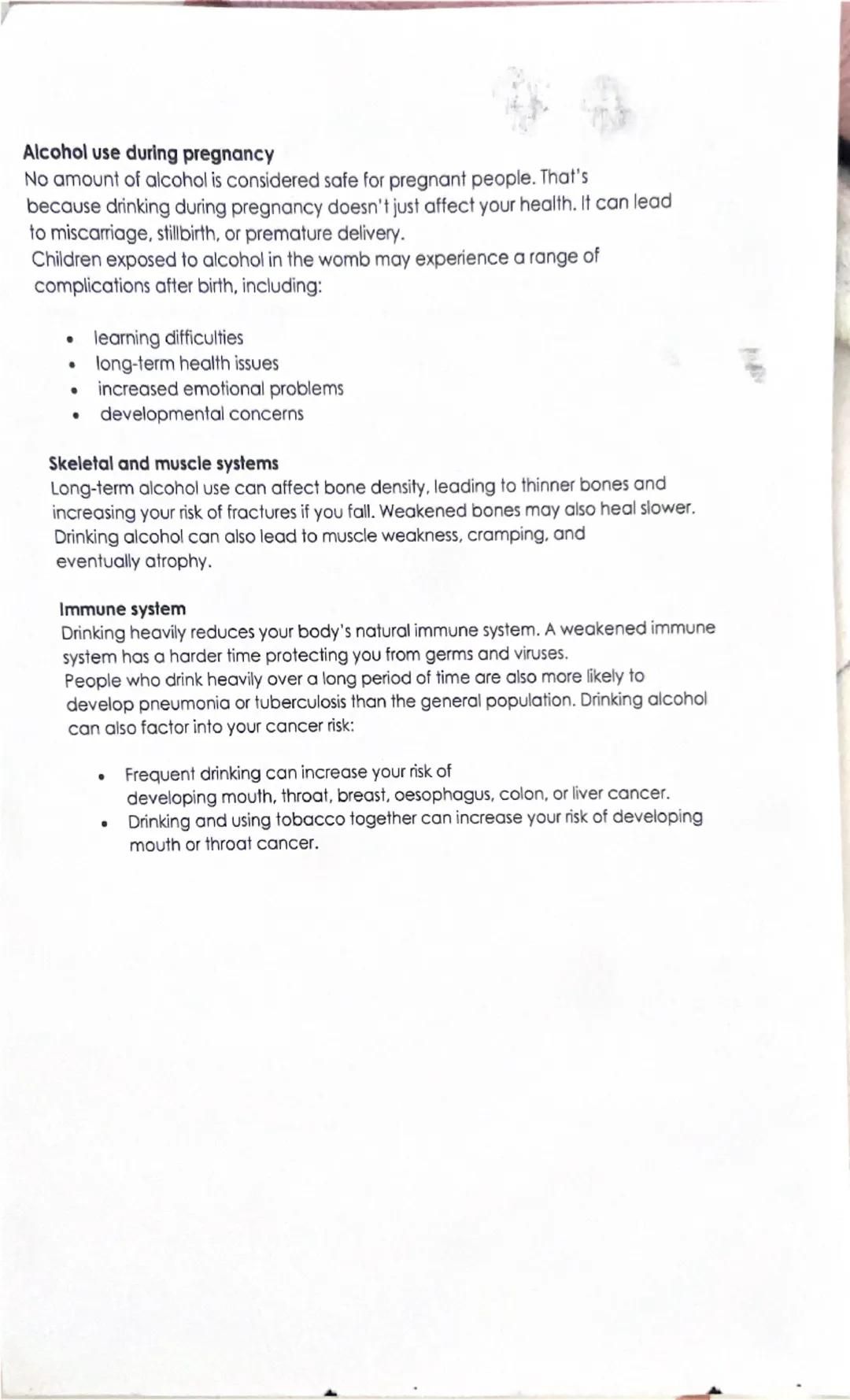 Effects of alcohol on the body
Digestive and endocrine glands
Drinking too much alcohol over time may cause inflammation of the pancreas,
re