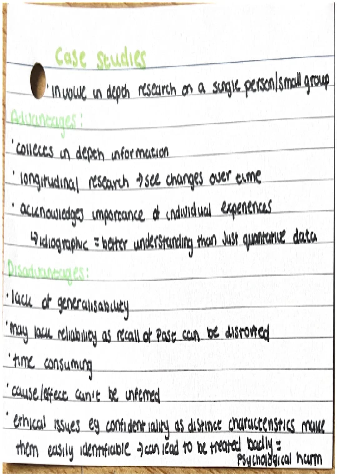Case Studies
'involve in depth research on a single person/small group
I'collects in depth information
__longitudinal research see changes o