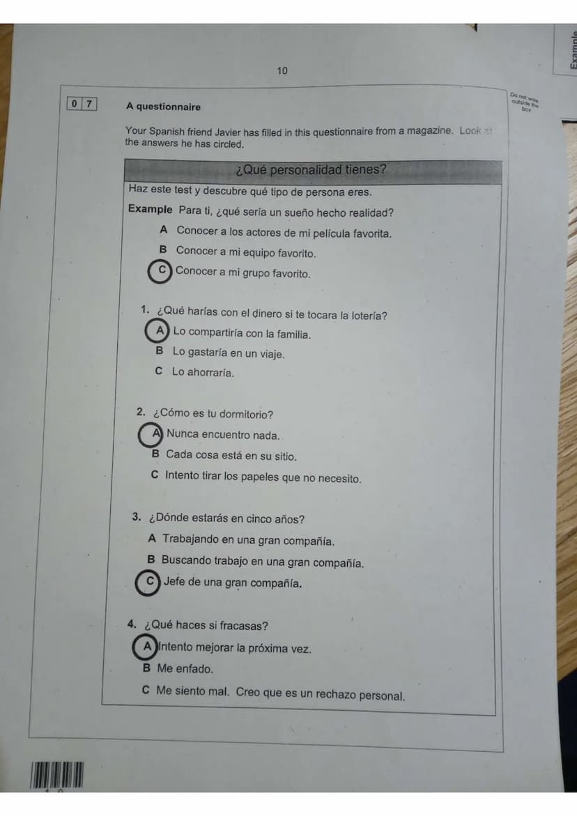 GCSE Spanish
Higher tier
Paper 3 Reading
Time allowed: 1 hour
Materials
You will need no other materials.
Instructions
• Use black ink or bl