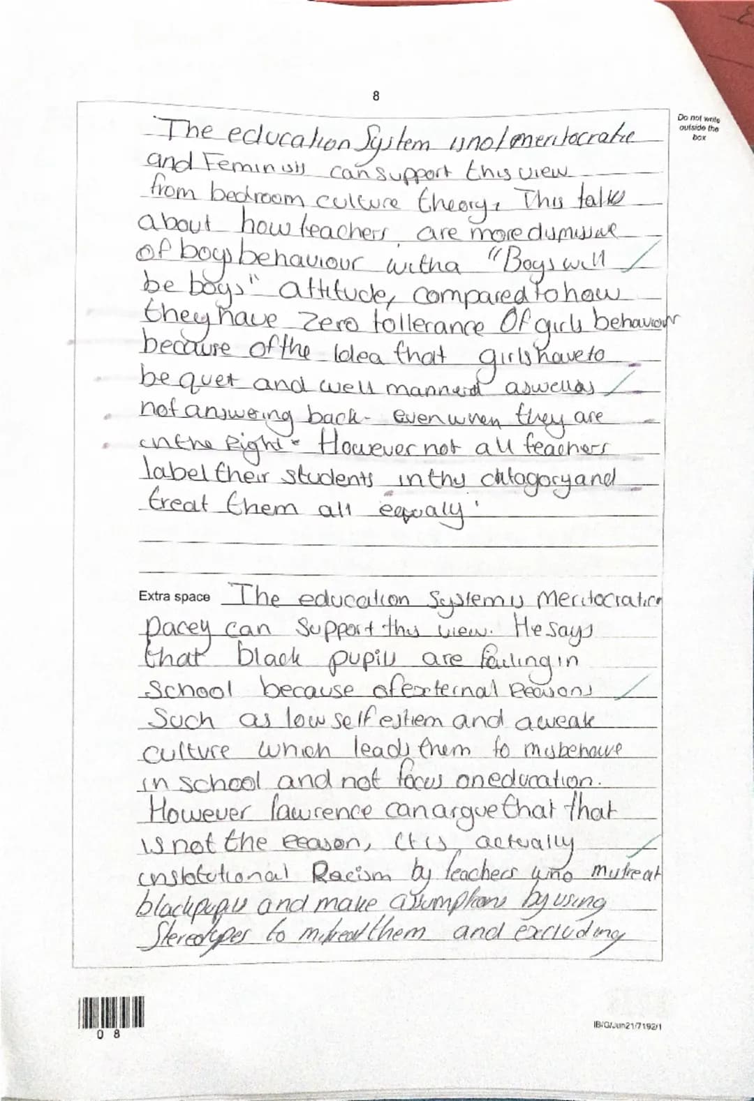 Candidate number
Surname
Forename(s)
Candidate signature
A-level
Gavala
Esma
I declare this is my own work.
SOCIOLOGY
Paper 1 Education with
