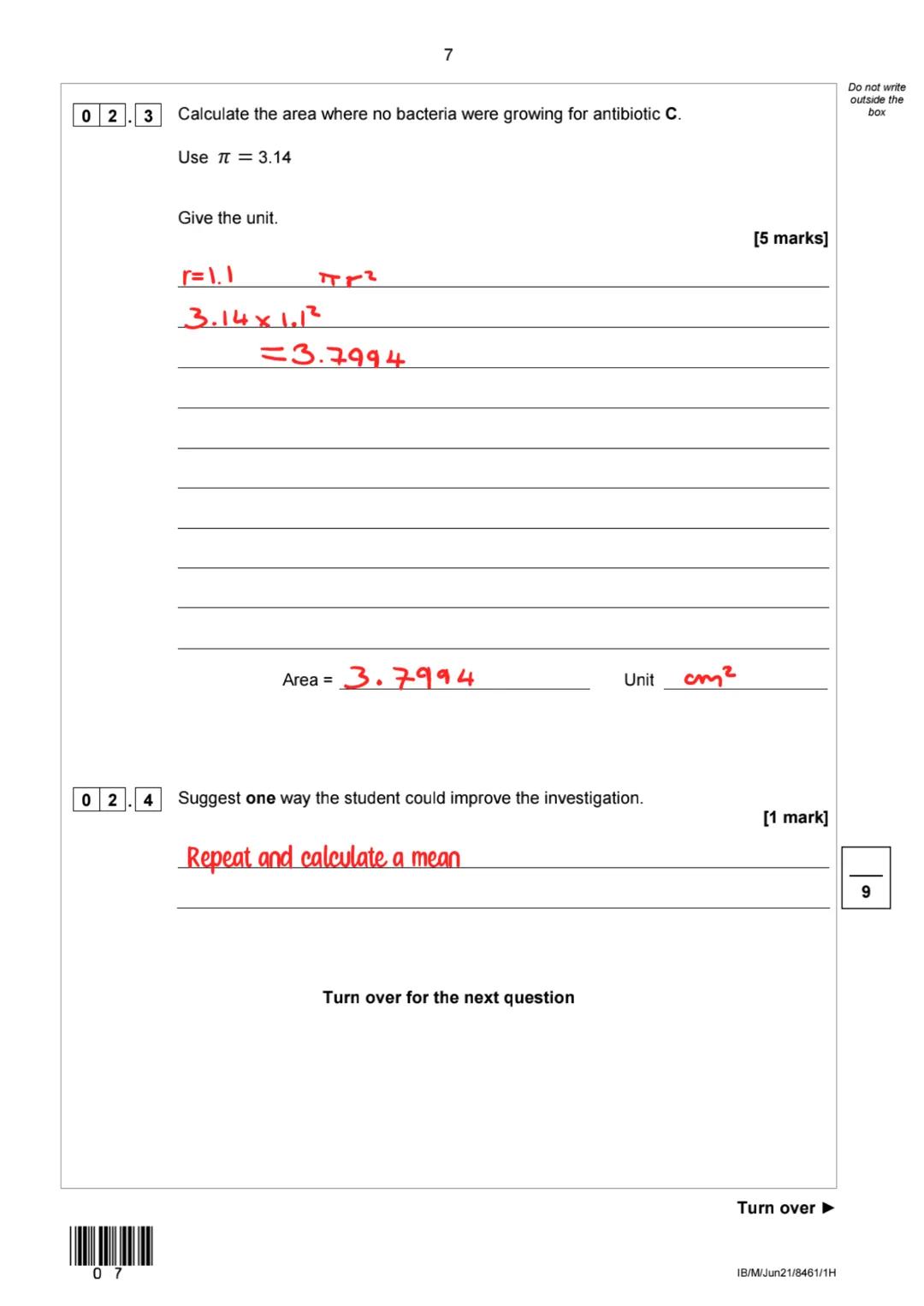 AQA
Please write clearly in block capitals.
Centre number
Surname
Forename(s)
Candidate signature
GCSE
BIOLOGY
Candidate number
I declare th