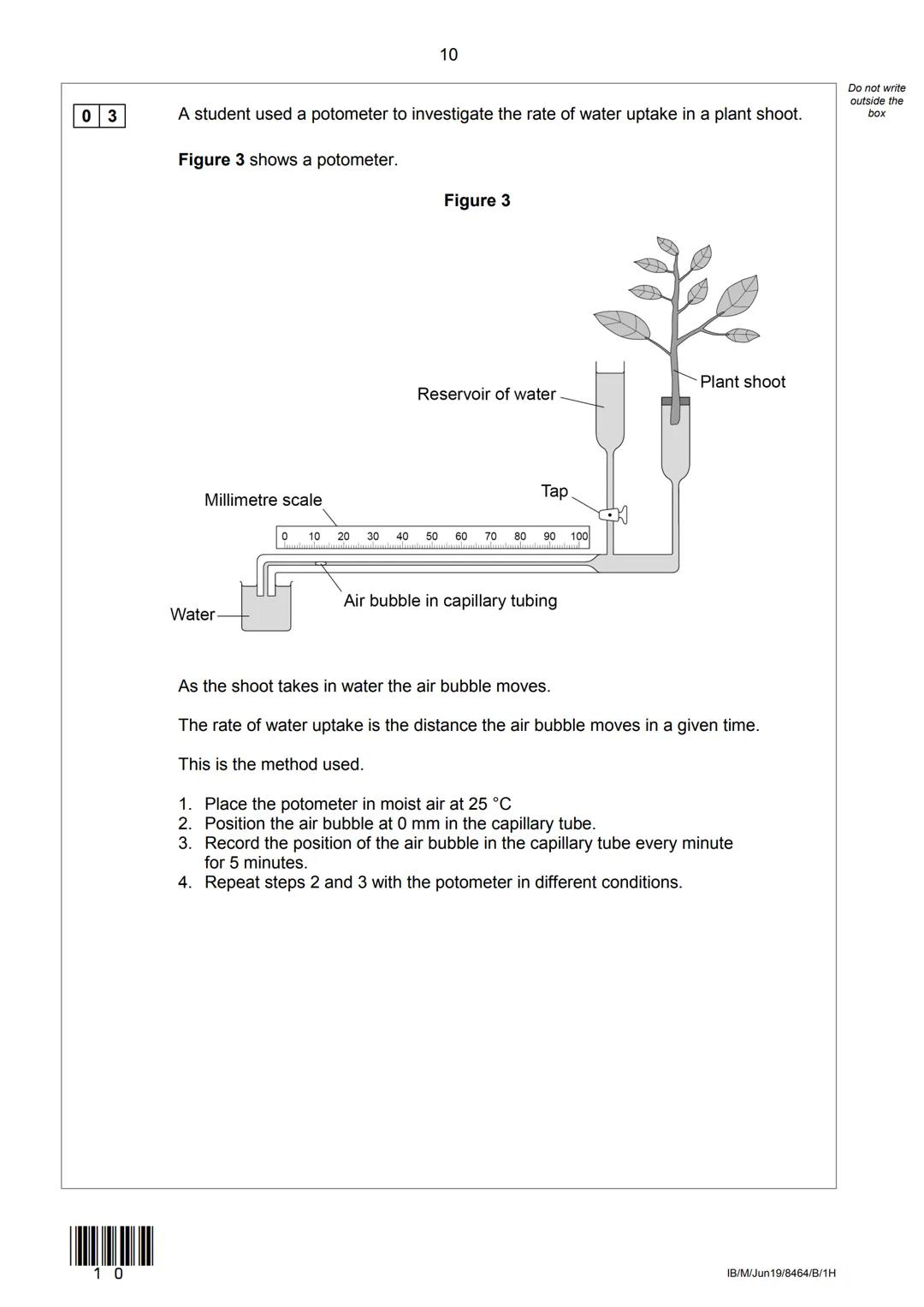 AQA
Please write clearly in block capitals.
Centre number
Candidate number
Surname
Forename(s)
Candidate signature
GCSE
COMBINED SCIENCE: TR