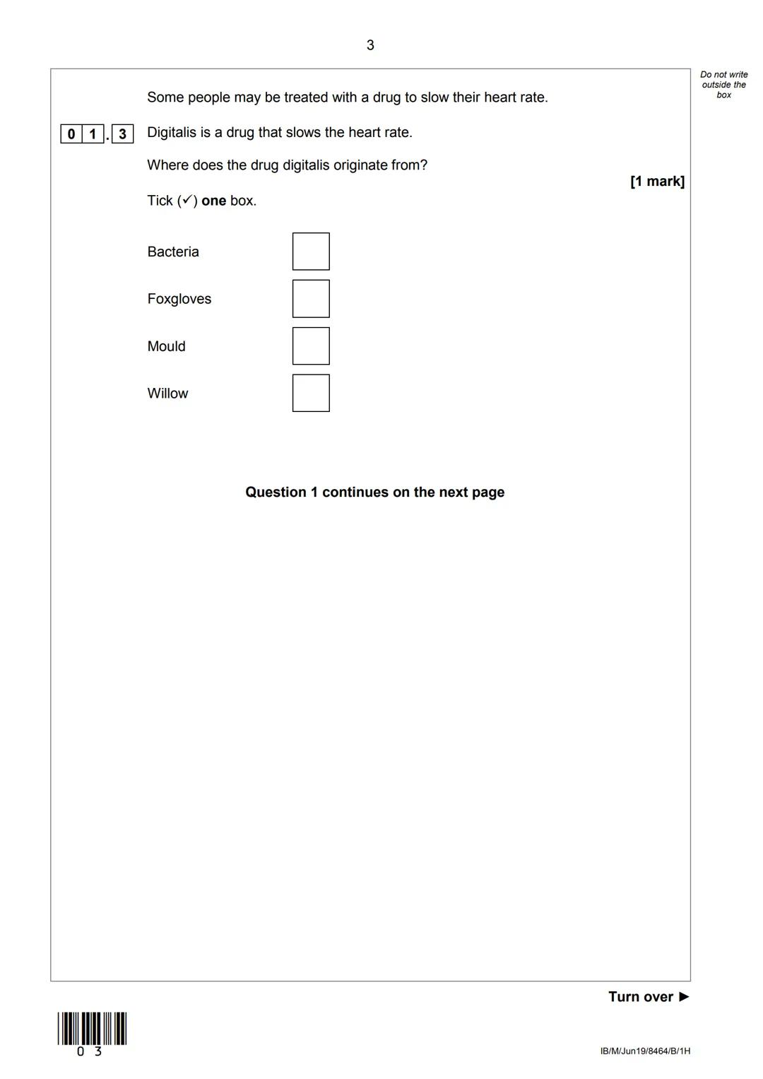 AQA
Please write clearly in block capitals.
Centre number
Candidate number
Surname
Forename(s)
Candidate signature
GCSE
COMBINED SCIENCE: TR
